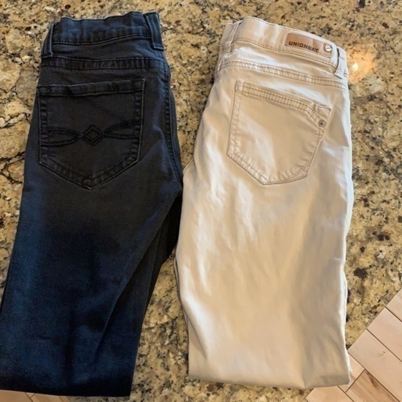 Mudd Black pant and Union Bay khaki pants skinny - Picture 14 of 15